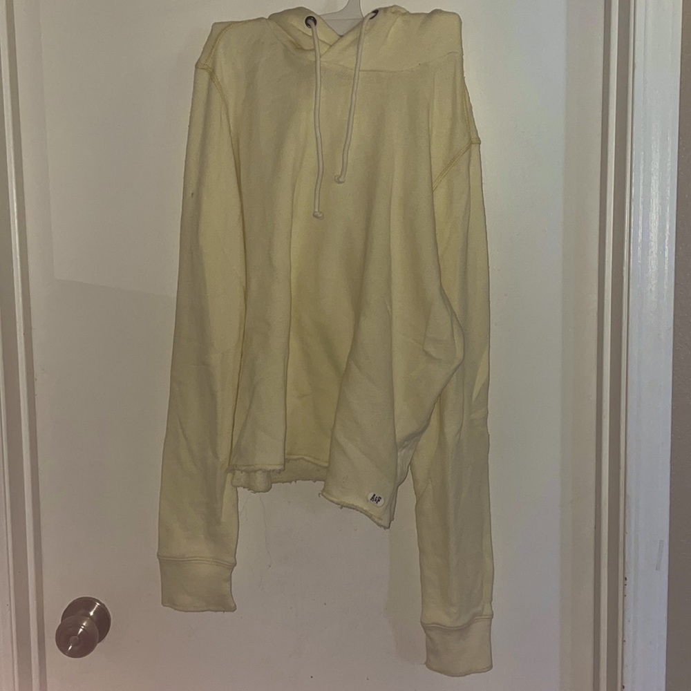 Abercrombie and Fitch Light yellow sweatshirt with hoodie
